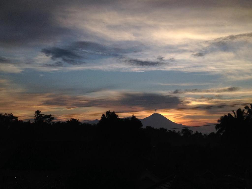 Marry Ind Gunung Kawi Guest House Malang Bumirejo Экстерьер фото